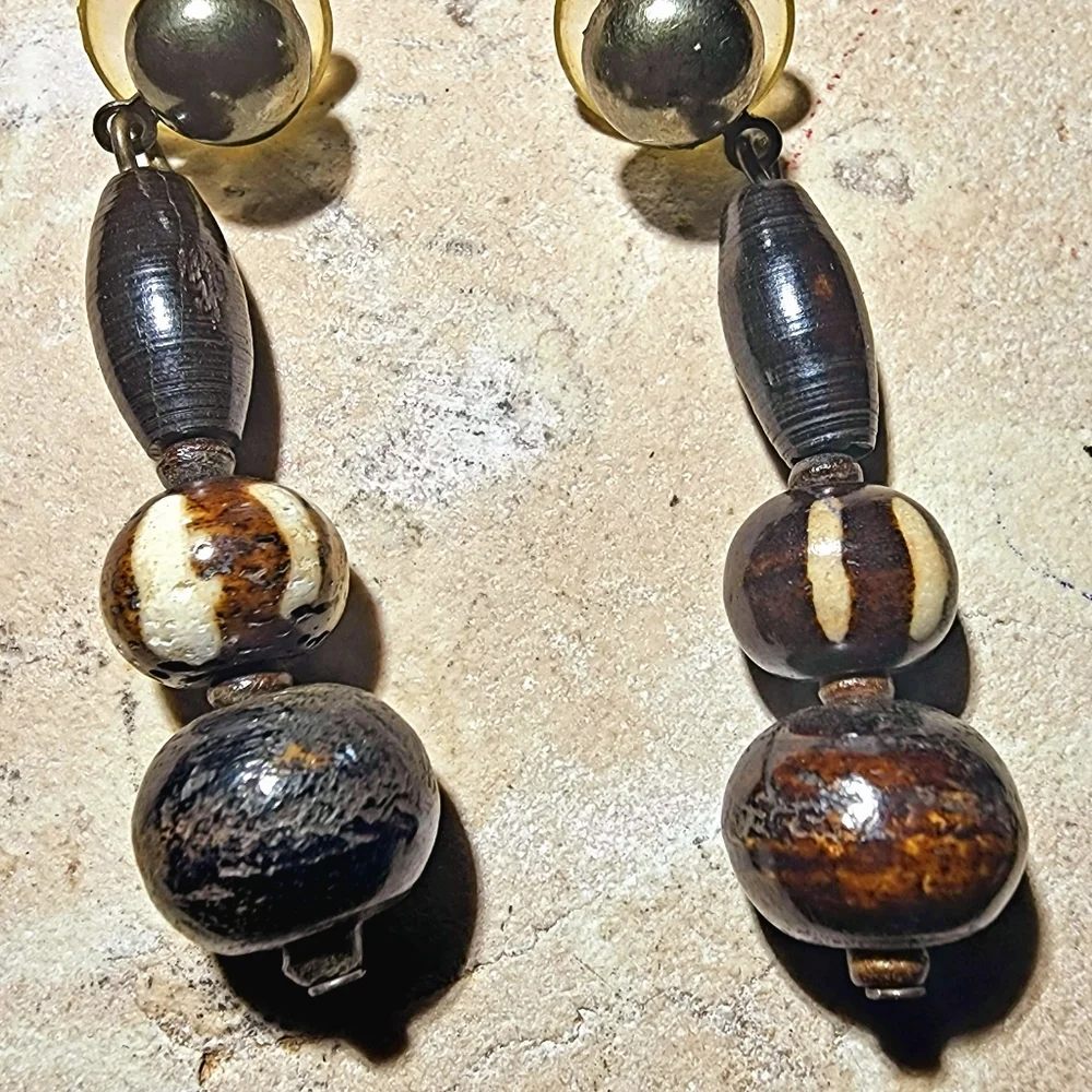 Bohemian wood Multisize, multibeaded natural colors dangle post earrings